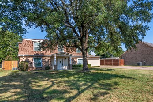 4102 Apache Trail Ct, Granbury, TX, 76048-6172 | Card Image