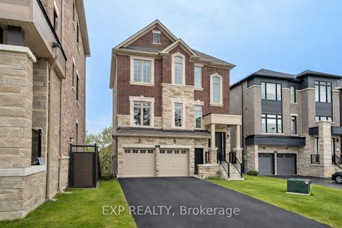 51 Ahchie Crt, Vaughan, ON, L6A5E5 | Card Image