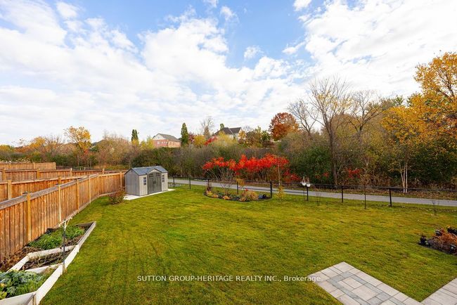 51 Westfield Dr, House other with 5 bedrooms, 4 bathrooms and 2 parking in Whitby ON | Image 33