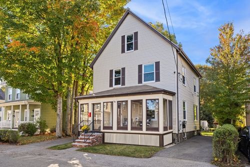 18 Franklin St, Wakefield, MA, 01880-3708 | Card Image