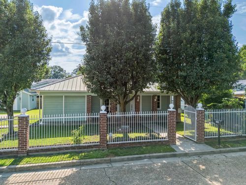709 Corrigan St, Kilgore, TX, 75662-2640 | Card Image