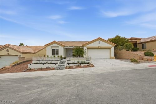 10809 Clarion Ln, Las Vegas, NV, 89134-5264 | Card Image