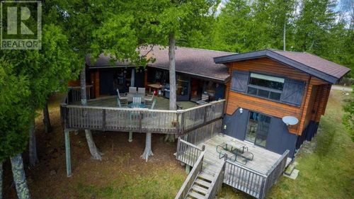 262 Airport Rd, Eagle River, ON, P0V1S0 | Card Image