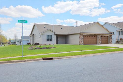 298 Kusilek St, River Falls, WI, 54022-2891 | Card Image