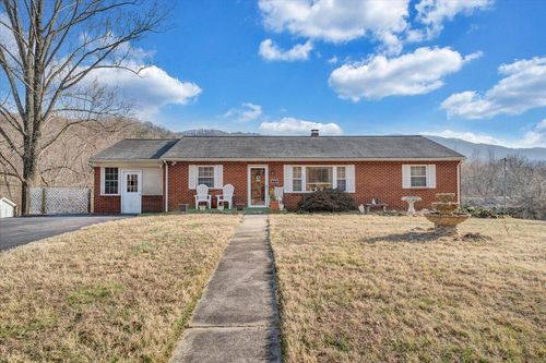378 Archway Rd, Blue Ridge, VA, 24064-2132 | Card Image
