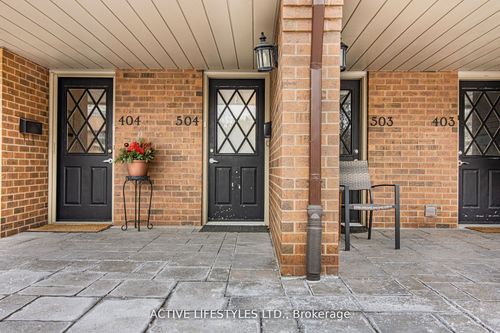 504-1000 Cedarglen Gate, Mississauga, ON, L5C3Z5 | Card Image