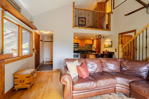 i8-2025 Canyons Resort Dr, Park City, UT, 84098-6805 | Card Image