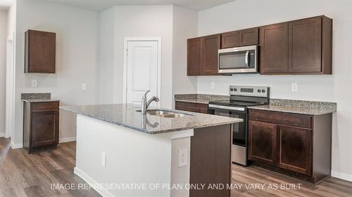 880 Kickapoo Ln, College Station, TX, 77845-2290 | Card Image
