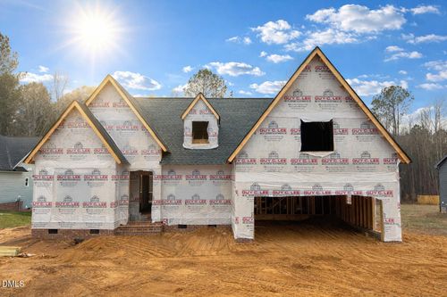 935 Lynch Rd, Selma, NC, 27576-5735 | Card Image