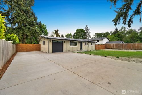 5615 S 305th St, Auburn, WA, 98001-3317 | Card Image
