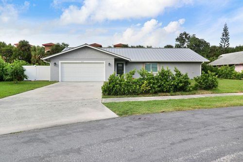 615 Ne 15th Pl, Boynton Beach, FL, 33435-2831 | Card Image