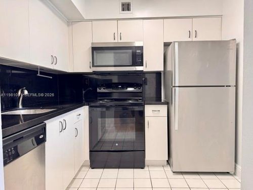 apt-616-3300 Ne 191st St, Aventura, FL, 33180-2442 | Card Image