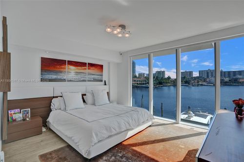 apt-116-400 Sunny Isles Blvd, Sunny Isles Beach, FL, 33160-5083 | Card Image