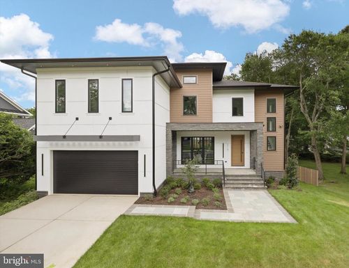 310 Johnson St Sw, VIENNA, VA, 22180-6216 | Card Image