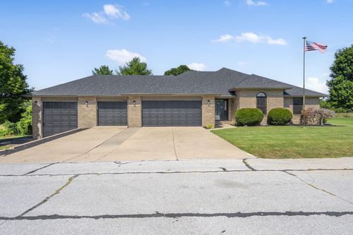 307 S 38th St, Nixa, MO, 65714-6702 | Card Image