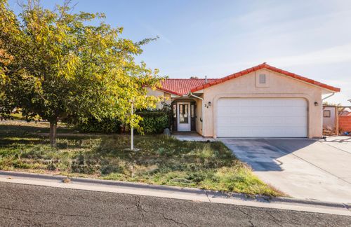 24 Wanda, La Verkin, UT, 84745-5312 | Card Image