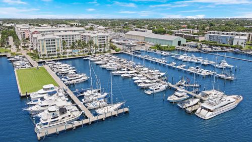 508-806 E Windward Way, Lantana, FL, 33462-8011 | Card Image