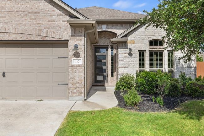110 N Sage Holw, House other with 3 bedrooms, 2 bathrooms and 5 parking in Dripping Springs TX | Image 4
