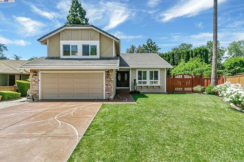 38957 Altura St, Fremont, CA, 94536-4405 | Card Image