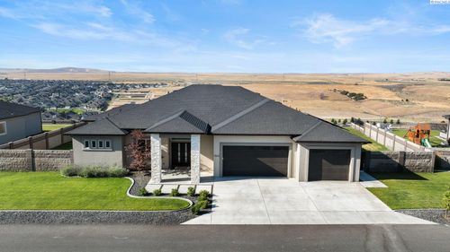 7242 W 22nd Pl, Kennewick, WA, 99338-5598 | Card Image