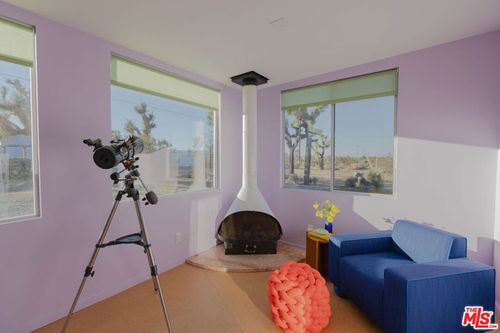 3925 Valley Vista Ave, Yucca Valley, CA, 92284-1962 | Card Image