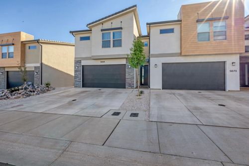 5669 S Duel Ln, St George, UT, 84790-2737 | Card Image