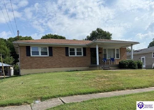 2301 Quinn Dr, Shively, KY, 40216-2940 | Card Image