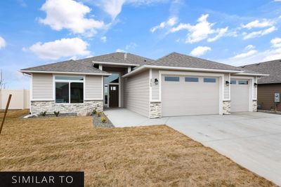 55-GATED-COMMUNITY - 3726 S Wilson St, Home with 4 bedrooms, 2 bathrooms and null parking in Kennewick WA | Image 3