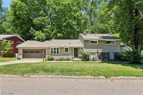 1593 Kingsley Ave, Akron, OH, 44313-6111 | Card Image
