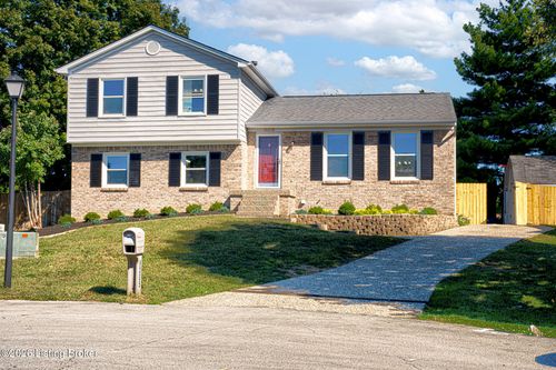 9305 Villa Fair Ct, Louisville, KY, 40291-1492 | Card Image