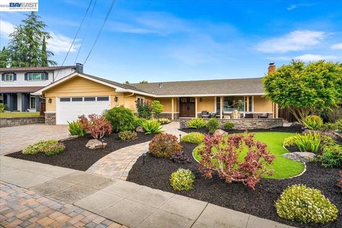 7295 Kolb Pl, Dublin, CA, 94568-2744 | Card Image