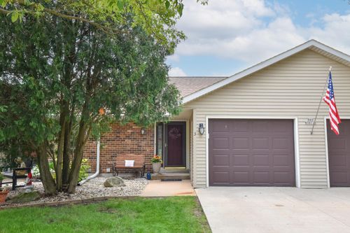 N49W36111 Nottingham Ln, Oconomowoc, WI, 53066-3276 | Card Image