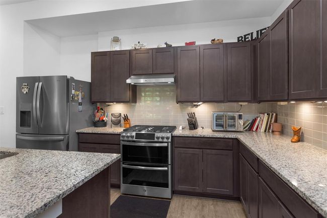 954 Golden Willow Ln, House other with 4 bedrooms, 2 bathrooms and 2 parking in Conroe TX | Image 12
