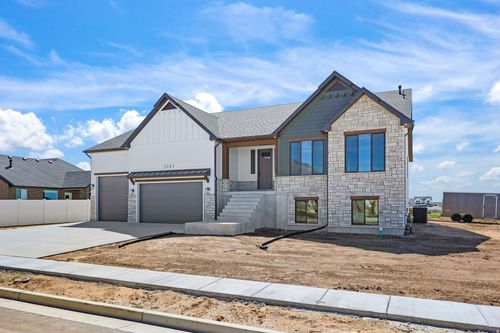 2383 W 3000 N, Farr West, UT, 84404-6394 | Card Image