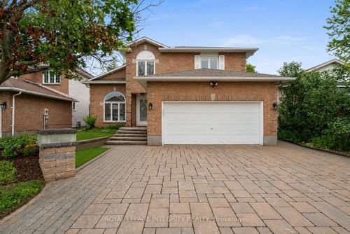 3 Nakota Way, Nepean, ON, K2J4E9 | Card Image
