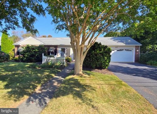 107 E Hoffecker St, MIDDLETOWN, DE, 19709-1425 | Card Image