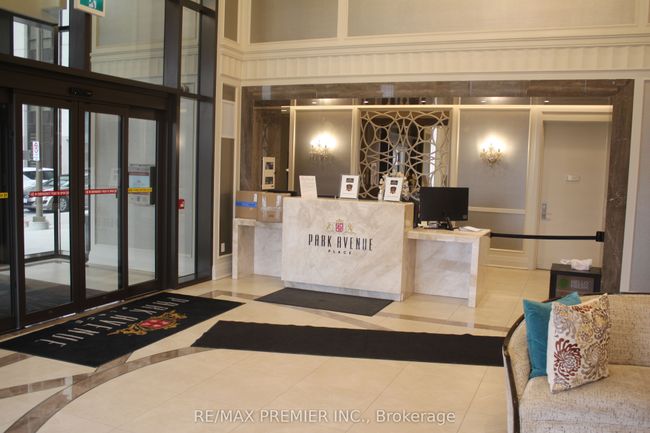 1210 - 9085 Jane St, Condo with 2 bedrooms, 2 bathrooms and null parking in Concord ON | Image 7