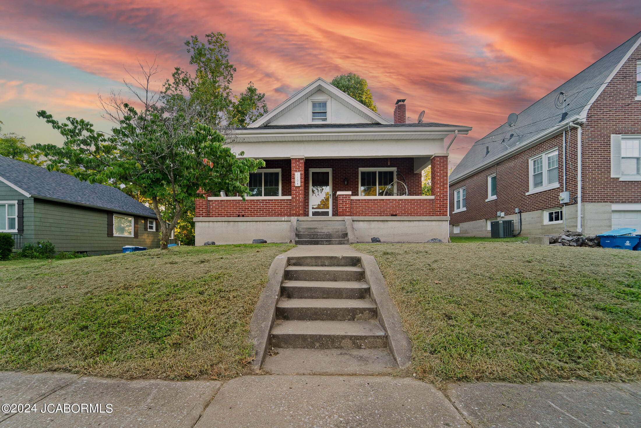 Lee St, Jefferson City, MO 65101