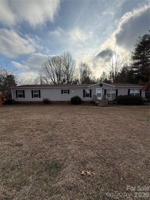 2423 Stones Throw Ct, Lenoir, NC, 28645-7369 | Card Image