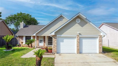 732 Lafayette Dr, La Place, LA, 70068-2018 | Card Image