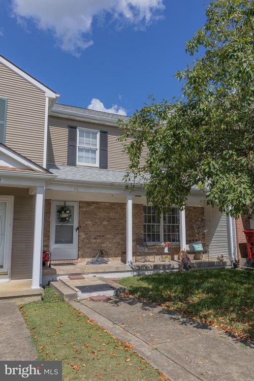80 Mountaineer Ct, CHARLES TOWN, WV, 25414-4207 | Card Image