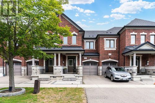 50 Collier Cres, Markham, ON, L6E0T2 | Card Image