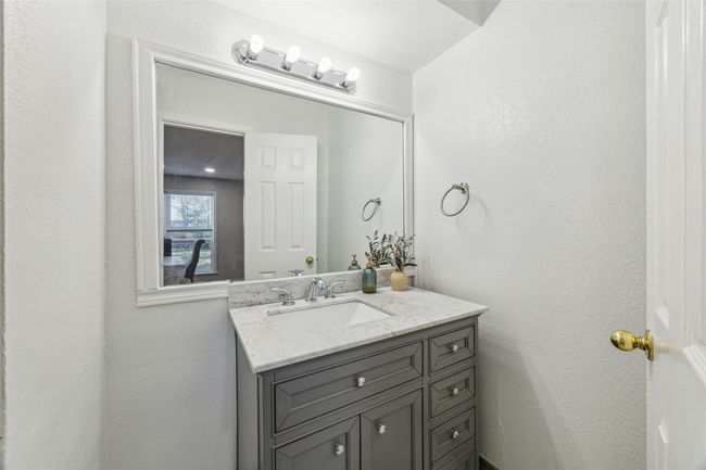 8039 Zimmermann Dr, House other with 3 bedrooms, 3 bathrooms and 2 parking in Houston TX | Image 9