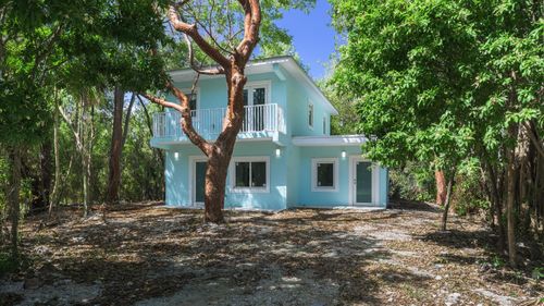 203 Antigua Rd, Tavernier, FL, 33070-2907 | Card Image