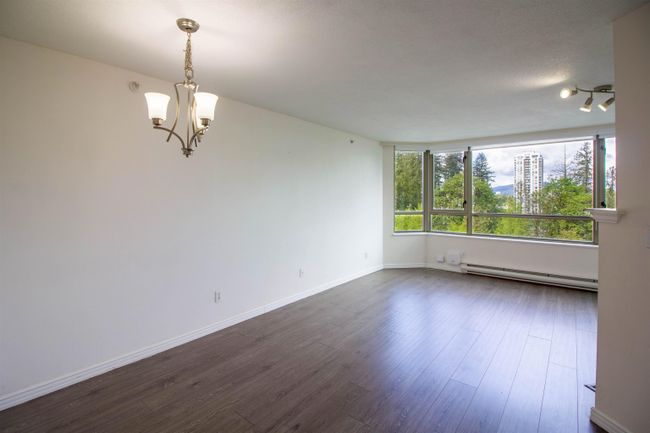 802 - 3070 Guildford Way, Condo with 2 bedrooms, 2 bathrooms and 1 parking in Coquitlam BC | Image 3