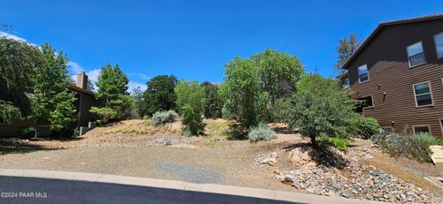 1930 &1934 Lazy Meadow Lane, Prescott, AZ, 86303 | Card Image