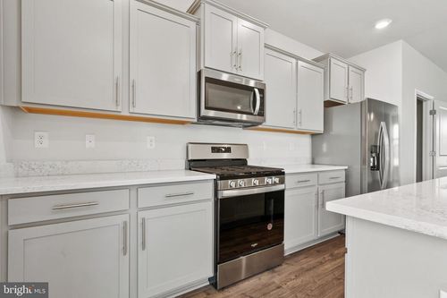7413 Calm Retreat Blvd, BRANDYWINE, MD, 20613-8093 | Card Image