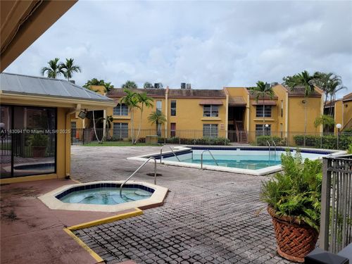 a-4509 Treehouse Ln, Tamarac, FL, 33319-2024 | Card Image