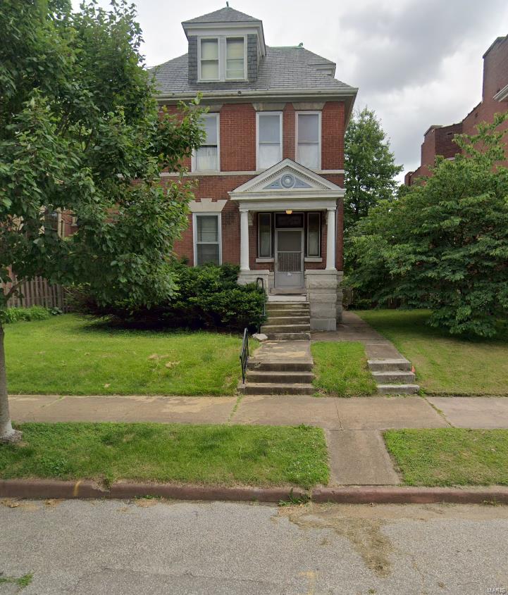 Accomac St, Saint Louis, MO 63104