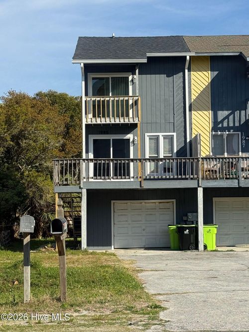 1985 New River Inlet Rd, N Topsail Beach, NC, 28460-9267 | Card Image